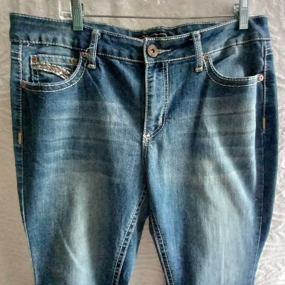 Cato Premium Bling Pocket Jeans Size 14 - Picture 2 of 7